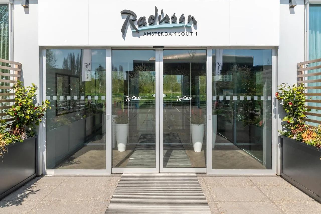 אמסטלבין Radisson Hotel & Suites Amsterdam South הולנד